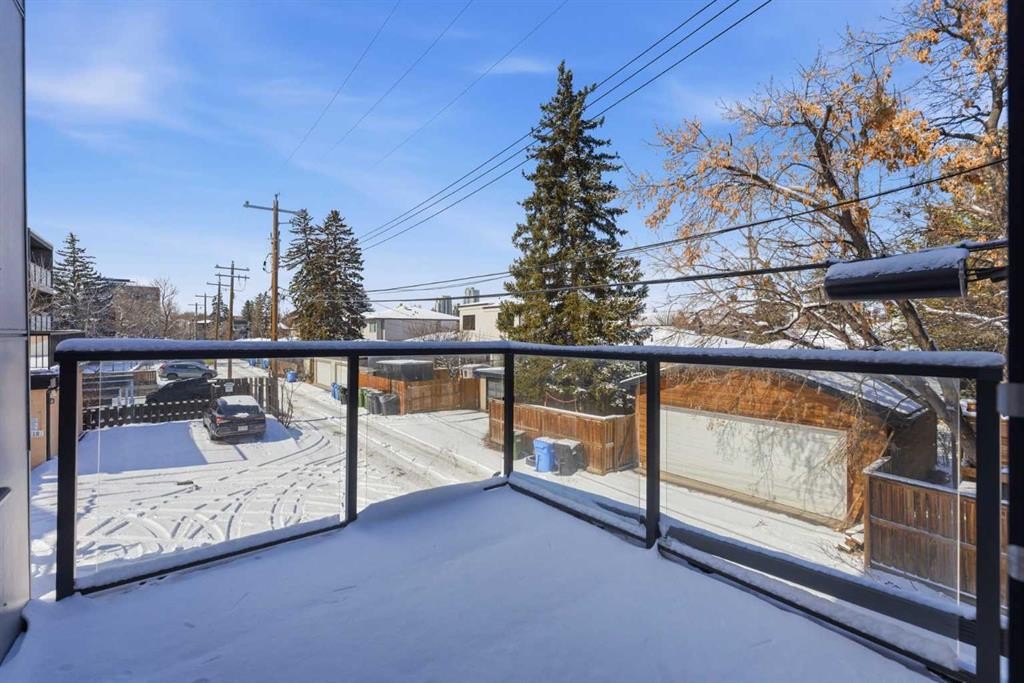 209-2702 17 Avenue Sw, Calgary, AB - Outdoor With Balcony With Exterior