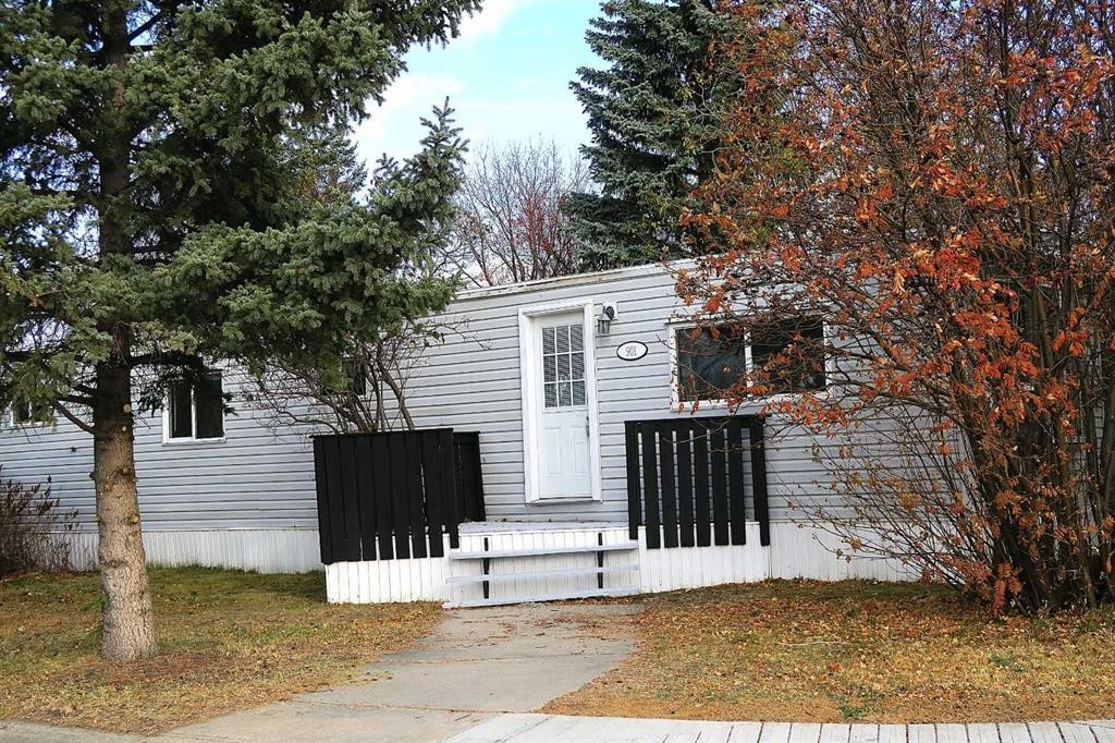 901 Briarwood Crescent, Strathmore, AB - Outdoor