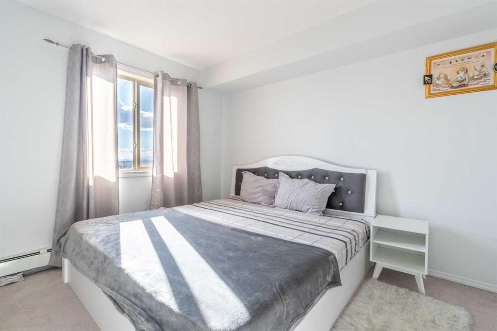 425-355 Taralake Way Ne, Calgary, AB - Indoor Photo Showing Bedroom