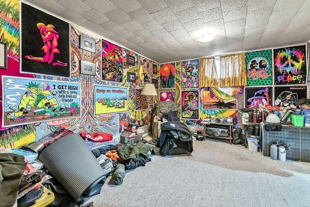 2731 Morley Trail Nw, Calgary, AB - Indoor