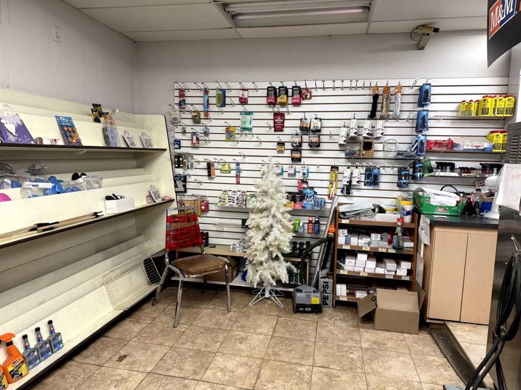 4805 King Street, Coronation, AB
