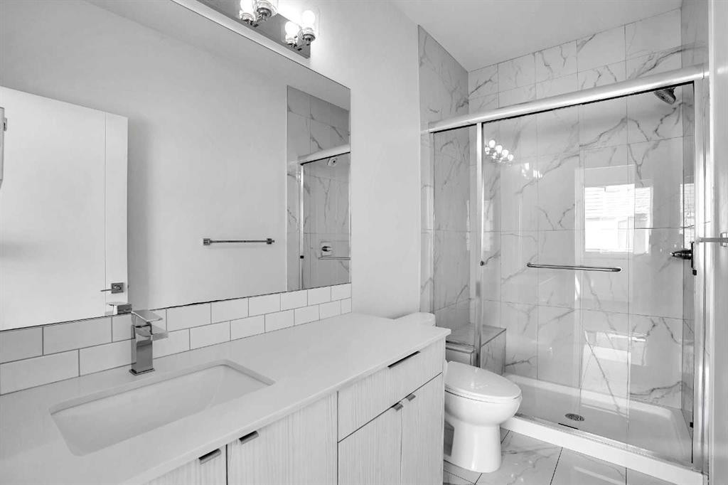 105 Panatella Square Nw, Calgary, AB - Indoor Photo Showing Bathroom