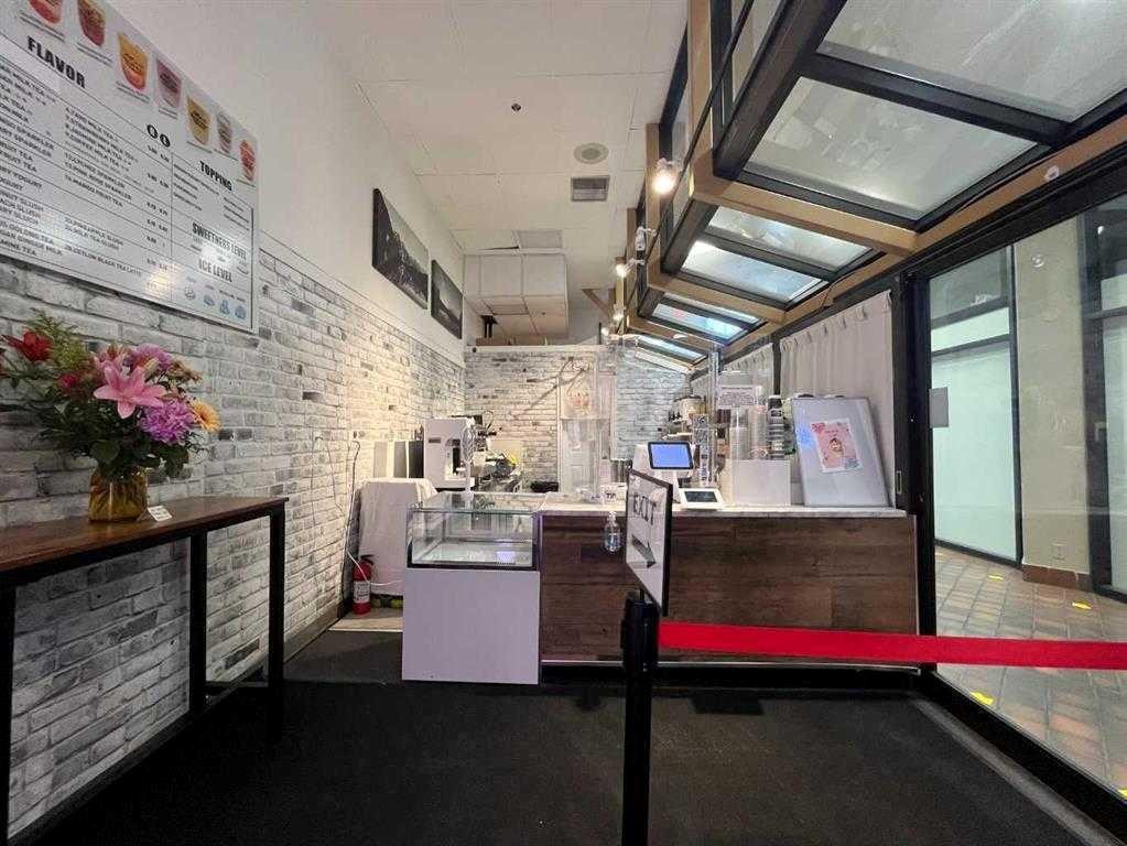 211 Banff Avenue, Banff, AB