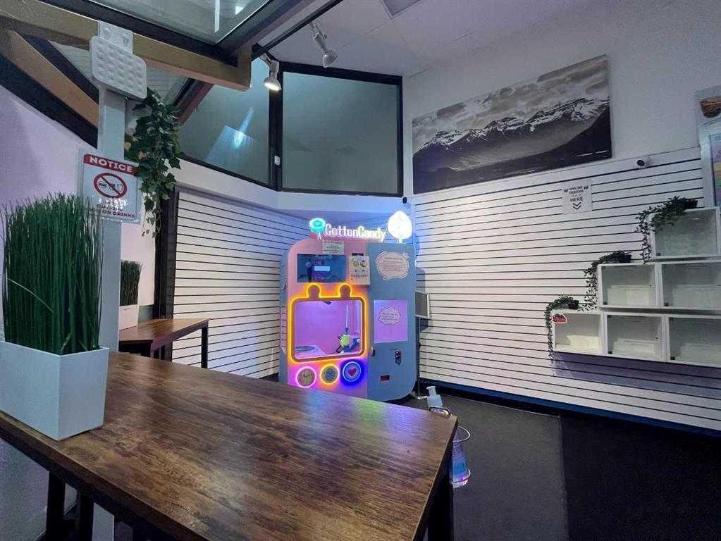 211 Banff Avenue, Banff, AB