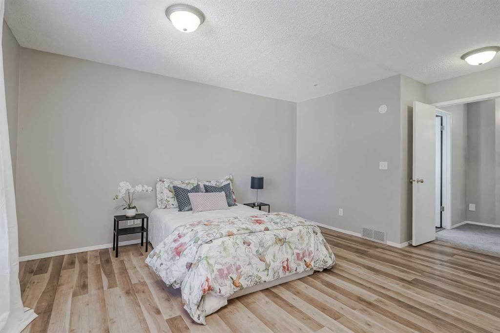 8 Millbank Road Sw, Calgary, AB - Indoor Photo Showing Bedroom