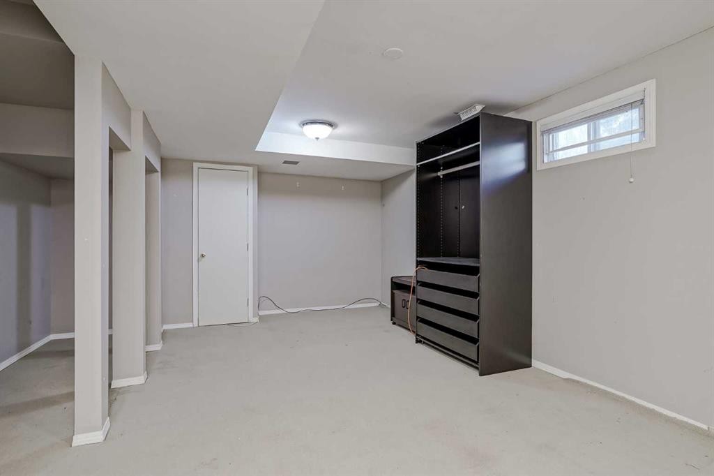 8 Millbank Road Sw, Calgary, AB - Indoor