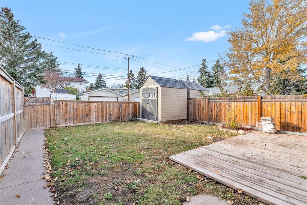 10831 5 Street Sw, Calgary, AB - Outdoor