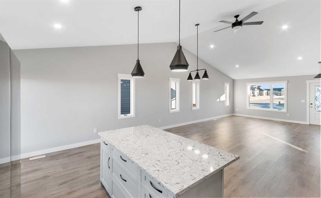 3422 Victory Way, Olds, AB - Indoor Photo Showing Kitchen