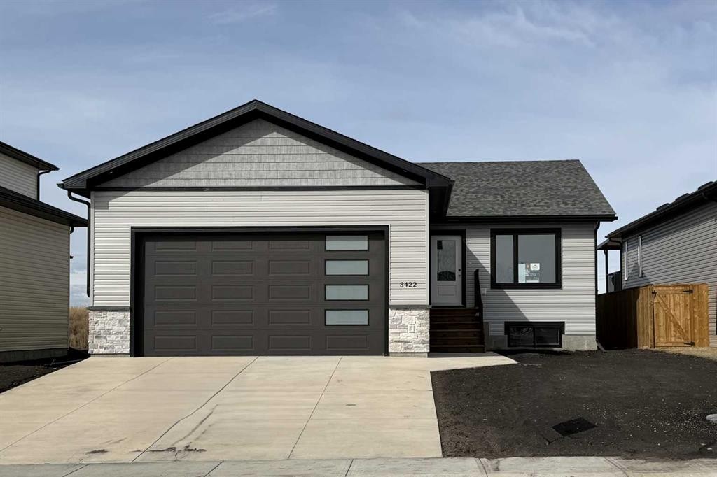 3422 Victory Way, Olds, AB - Outdoor