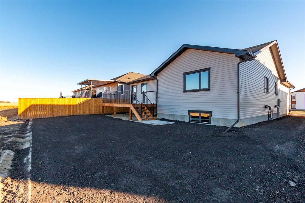 3422 Victory Way, Olds, AB - Outdoor