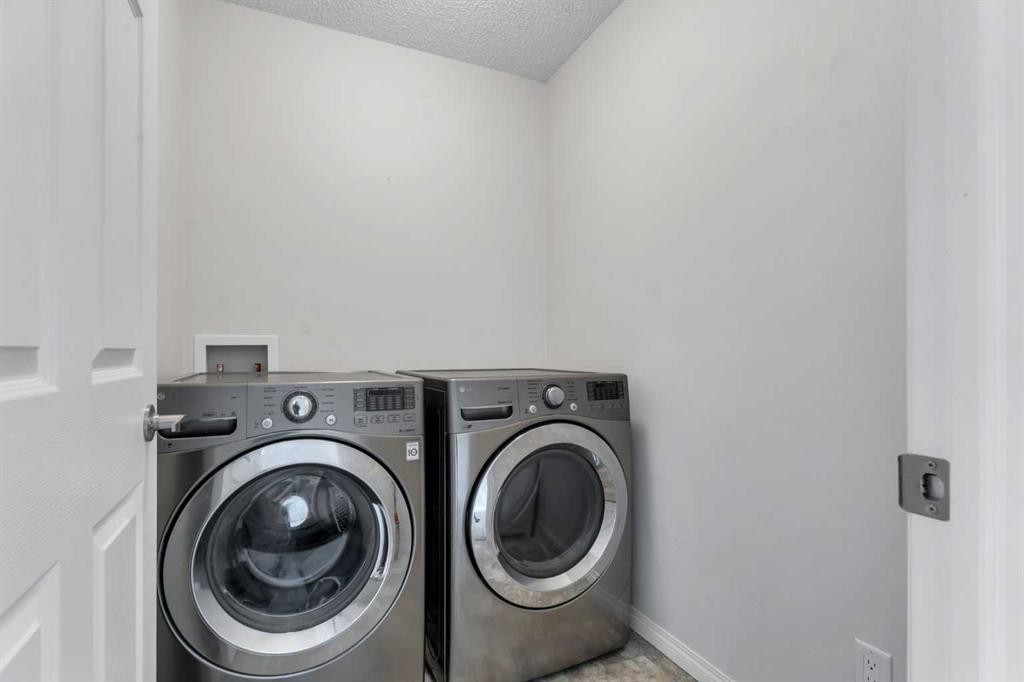58 Cityscape Avenue Ne, Calgary, AB - Indoor Photo Showing Laundry Room