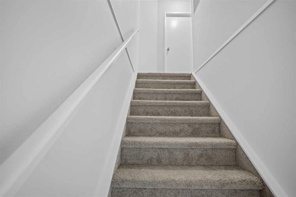 103 Taradale Drive Ne, Calgary, AB - Indoor Photo Showing Other Room