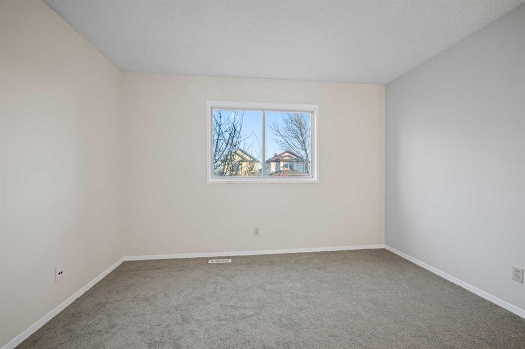 103 Taradale Drive Ne, Calgary, AB - Indoor Photo Showing Other Room