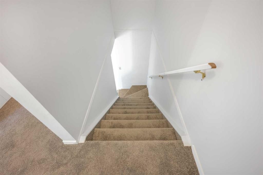 103 Taradale Drive Ne, Calgary, AB - Indoor Photo Showing Other Room