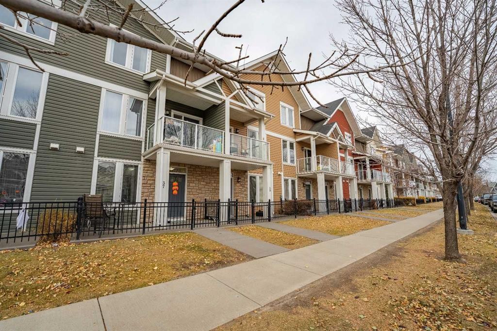 37 Auburn Bay Link Se, Calgary, AB - Outdoor With Balcony With Facade
