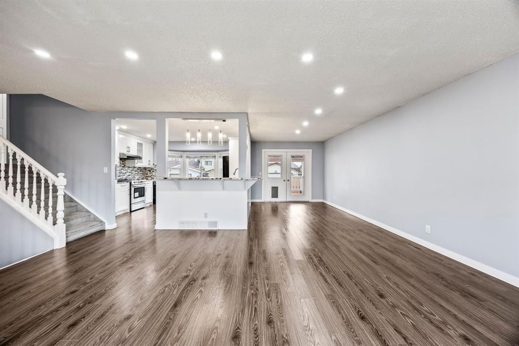 80 Templewood Road Ne, Calgary, AB - Indoor