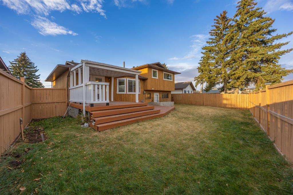 80 Templewood Road Ne, Calgary, AB - Outdoor With Deck Patio Veranda