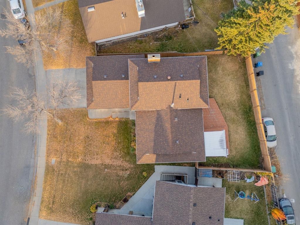 80 Templewood Road Ne, Calgary, AB - Outdoor