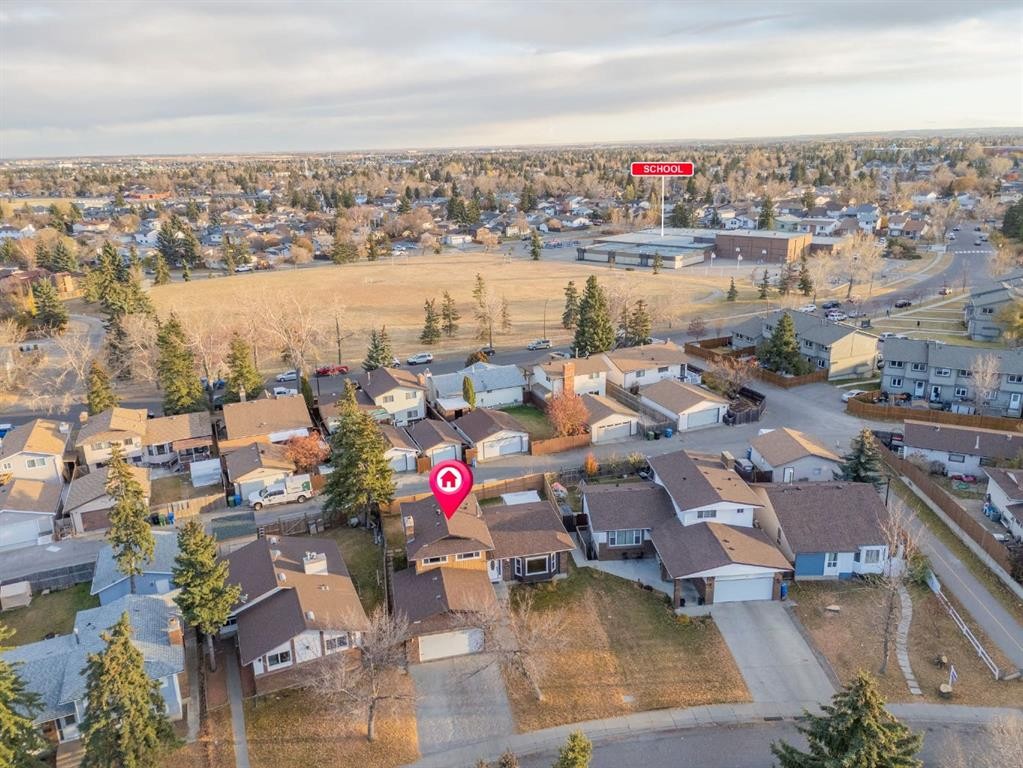 80 Templewood Road Ne, Calgary, AB - Outdoor With View