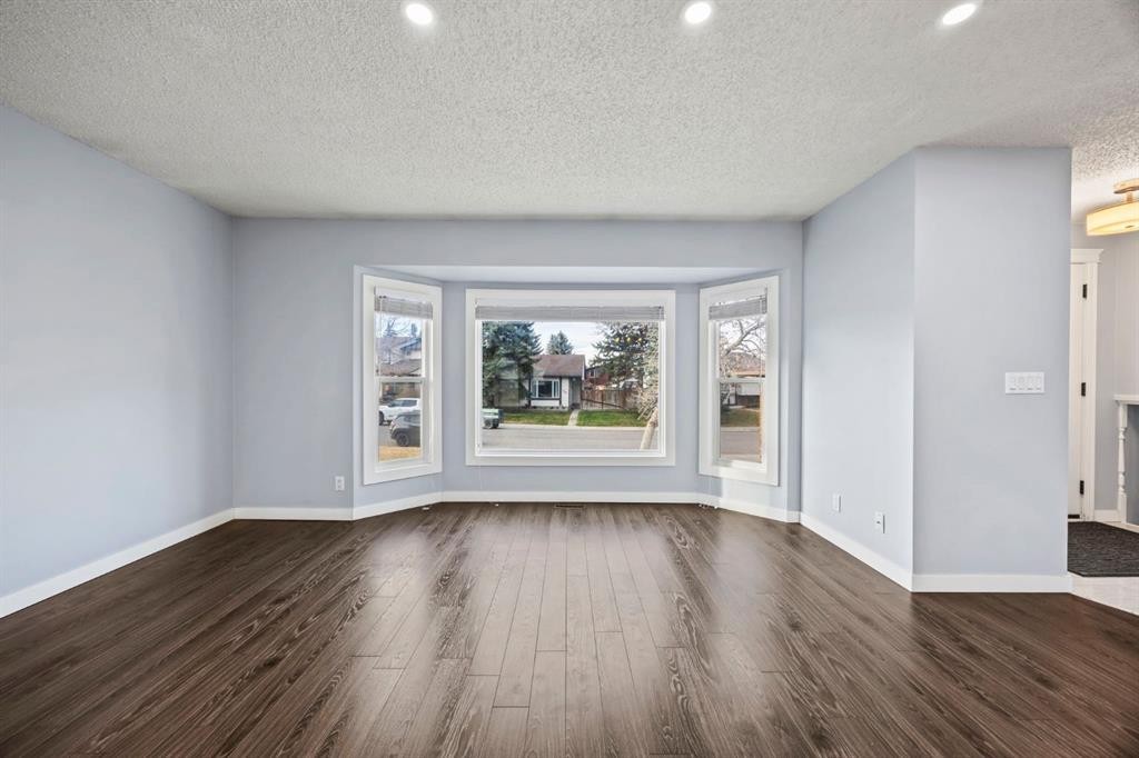 80 Templewood Road Ne, Calgary, AB - Indoor