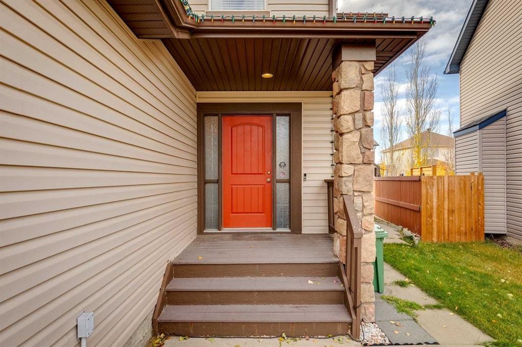 184 Cimarron Park Circle, Okotoks, AB - Outdoor With Exterior