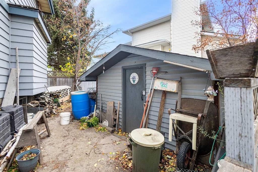 224 Douglas Woods Point Se, Calgary, AB - Outdoor