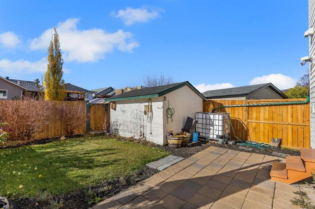 87 Coventry Road Ne, Calgary, AB - Outdoor