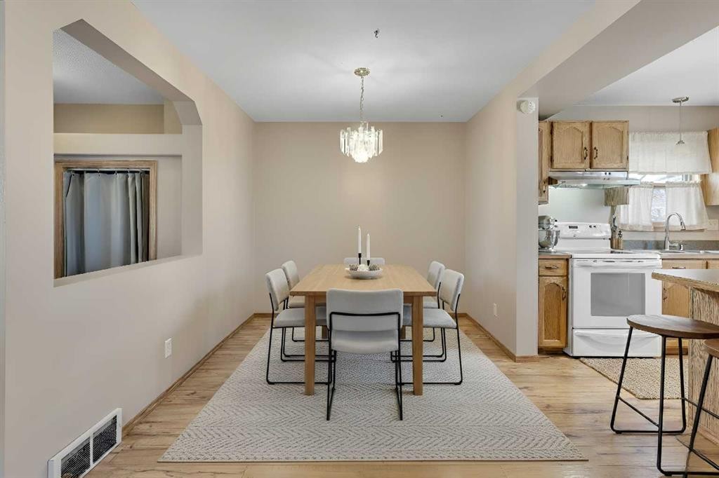 87 Coventry Road Ne, Calgary, AB - Indoor