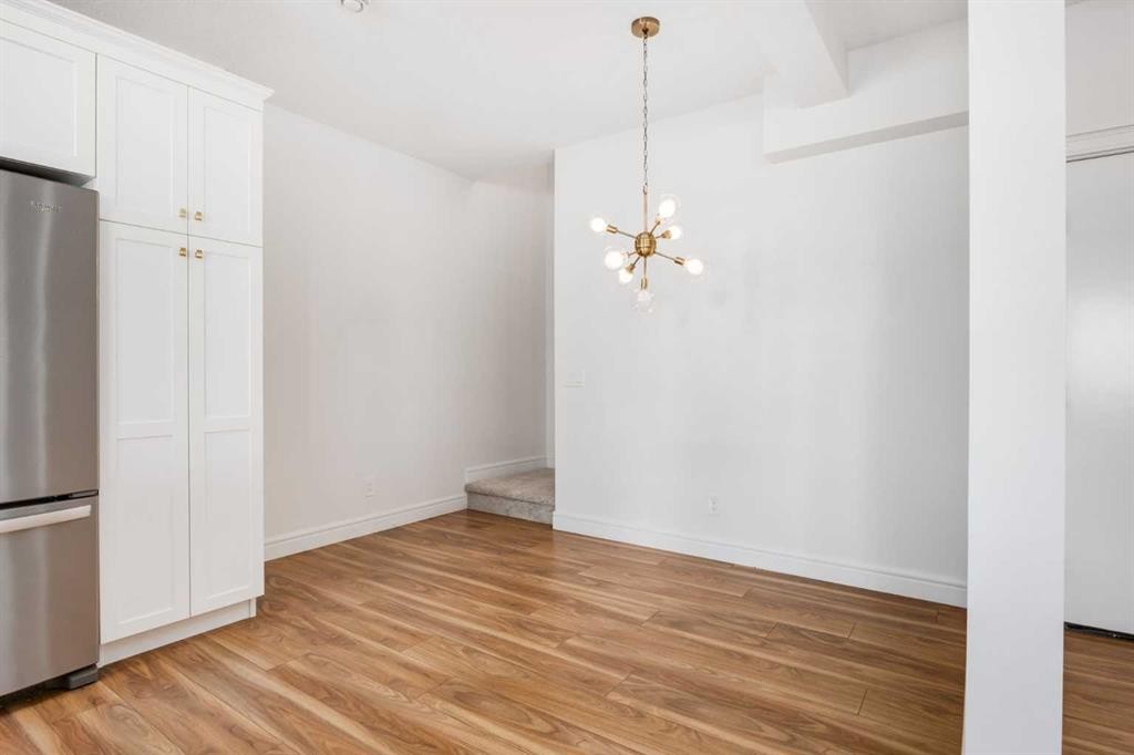 4341 Seton Drive Se, Calgary, AB - Indoor