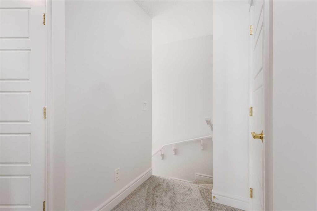 4341 Seton Drive Se, Calgary, AB - Indoor Photo Showing Other Room