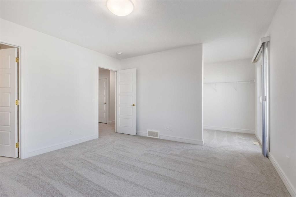 4341 Seton Drive Se, Calgary, AB - Indoor Photo Showing Other Room