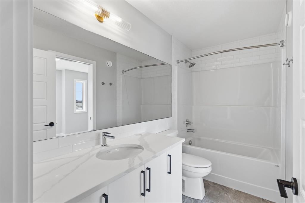 132 Lewiston Drive Ne, Calgary, AB - Indoor Photo Showing Bathroom