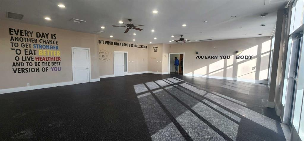 2763 Sunridge Way Ne, Calgary, AB