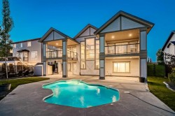 231 Railway Close SE Langdon, AB T0J 1X1