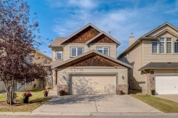 32 Evanscove Heights NW Calgary, AB T3P 1G1