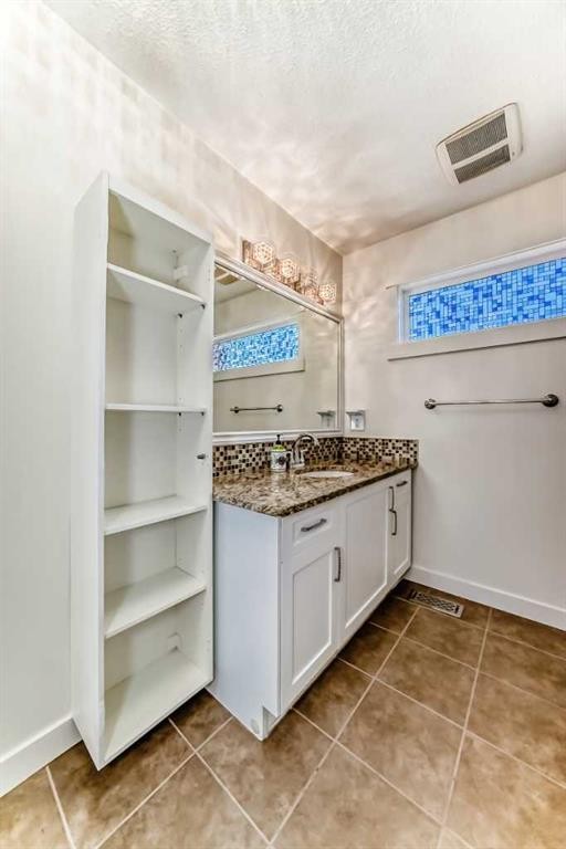 418 Covecreek Circle Ne, Calgary, AB - Indoor