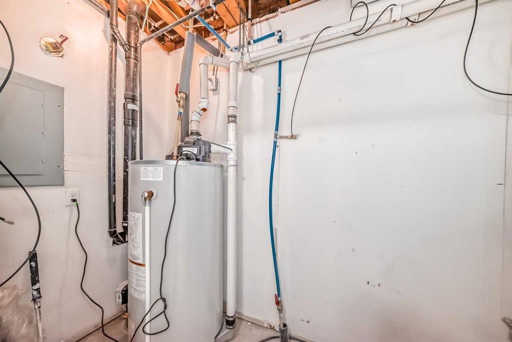 418 Covecreek Circle Ne, Calgary, AB - Indoor Photo Showing Basement