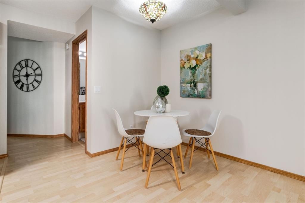 12 Millrise Green Sw, Calgary, AB - Indoor Photo Showing Dining Room