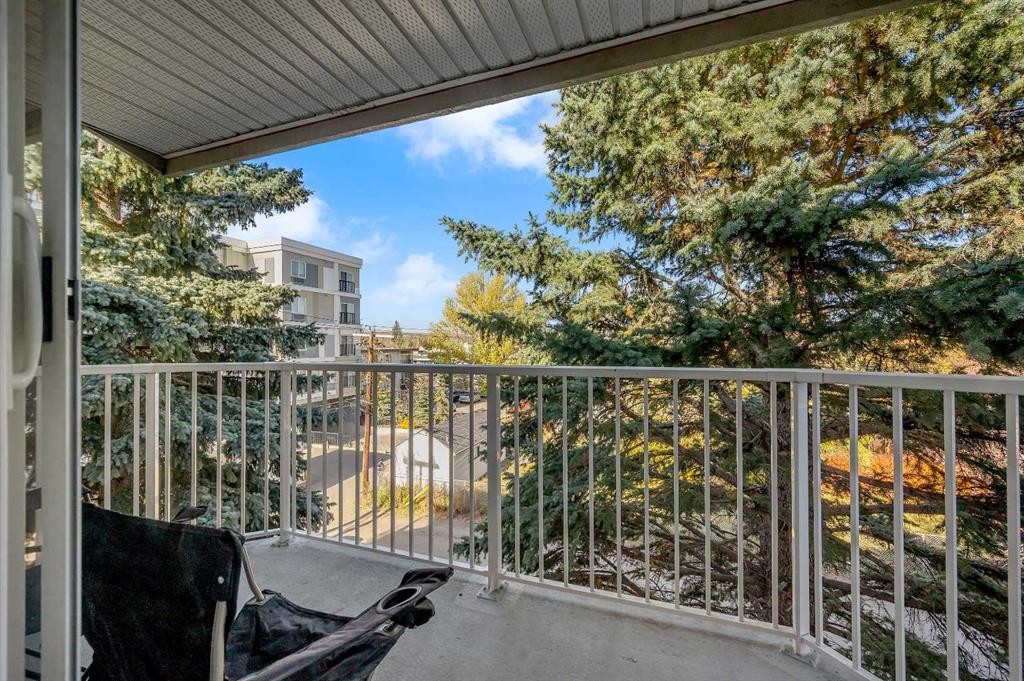 307-110 20 Avenue Ne, Calgary, AB - Outdoor With Balcony With Exterior
