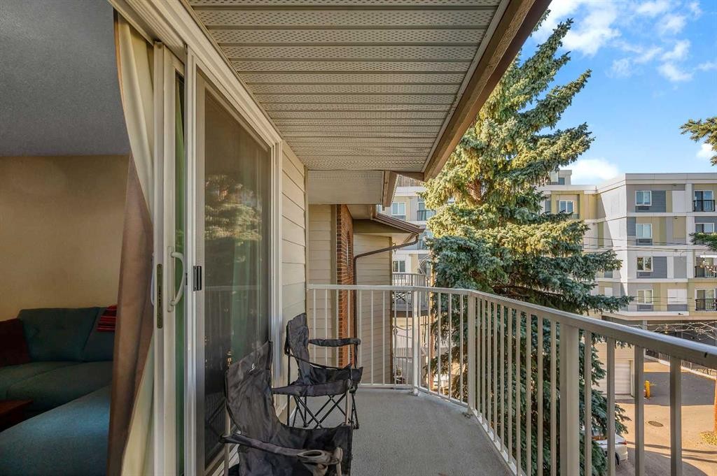 307-110 20 Avenue Ne, Calgary, AB - Outdoor With Balcony With Exterior