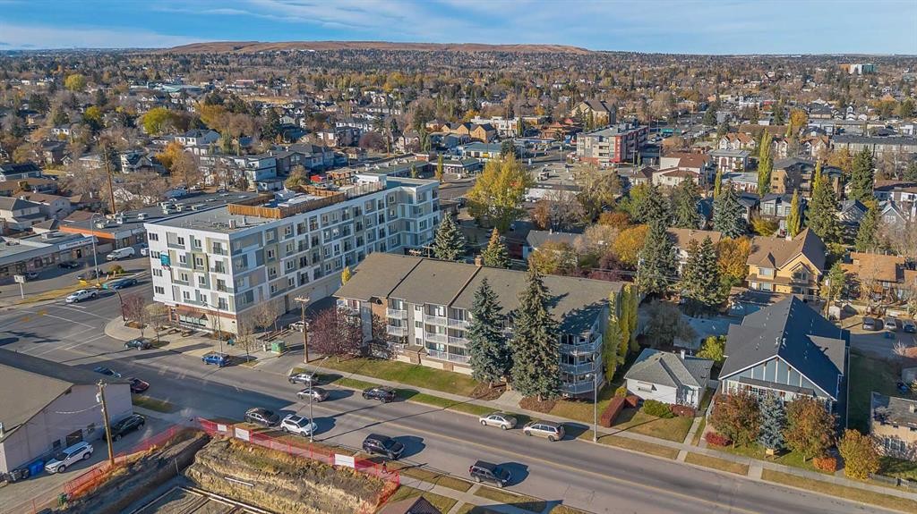 307-110 20 Avenue Ne, Calgary, AB - Outdoor With View