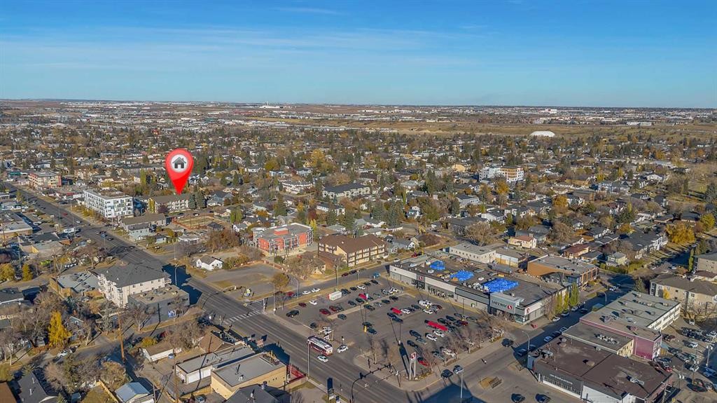 307-110 20 Avenue Ne, Calgary, AB - Outdoor With View