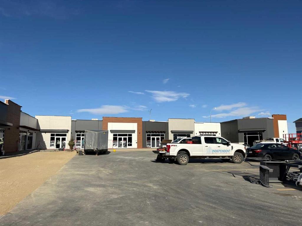 110 Corner Meadows Manor Ne, Calgary, AB