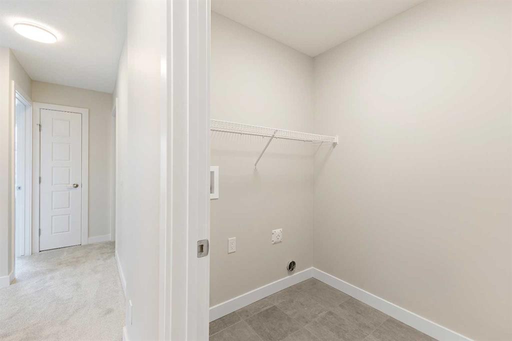 59 Agate Road, Cochrane, AB - Indoor