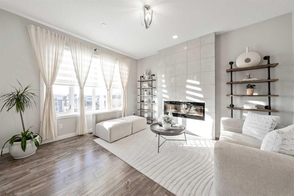 240 Lucas Crescent Nw, Calgary, AB - Indoor Photo Showing Living Room With Fireplace