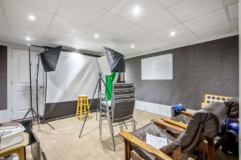 1405 8 Avenue Se, Calgary, AB