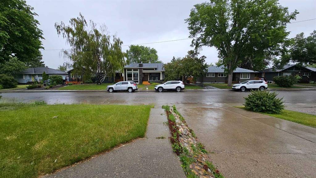 91 Holly Street Nw, Calgary, AB - Outdoor