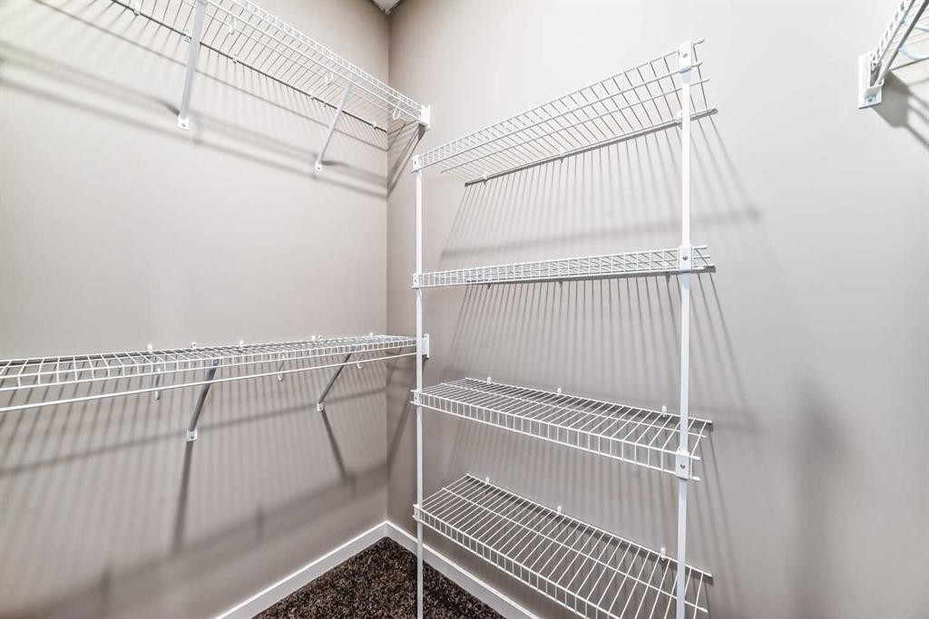241 Lucas Avenue Nw, Calgary, AB - Indoor With Storage