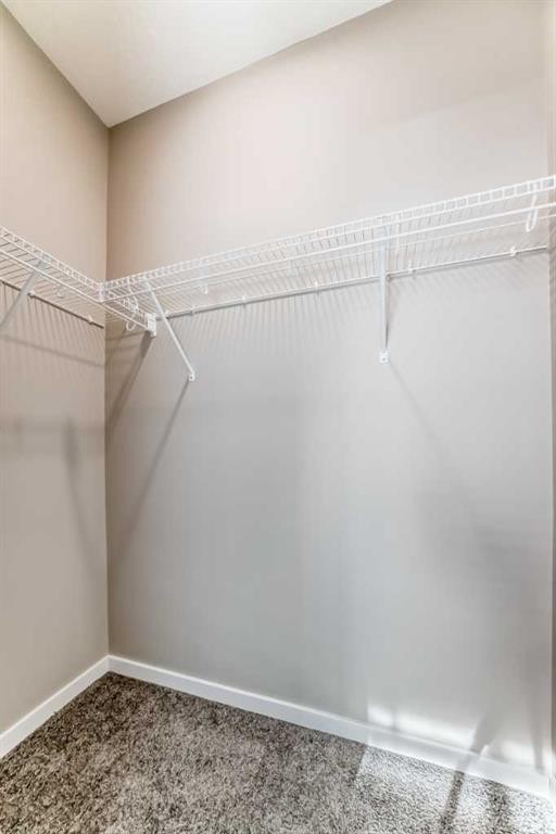 241 Lucas Avenue Nw, Calgary, AB - Indoor With Storage