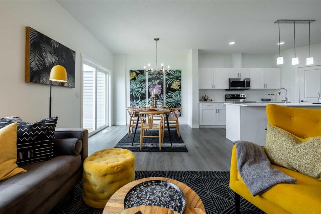 71 Heritage Manor, Cochrane, AB - Indoor